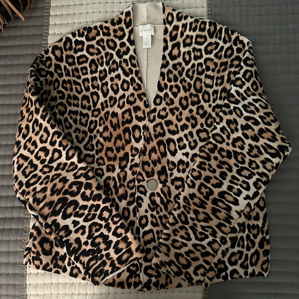 Chico’s Leopard print cardigan-like new!